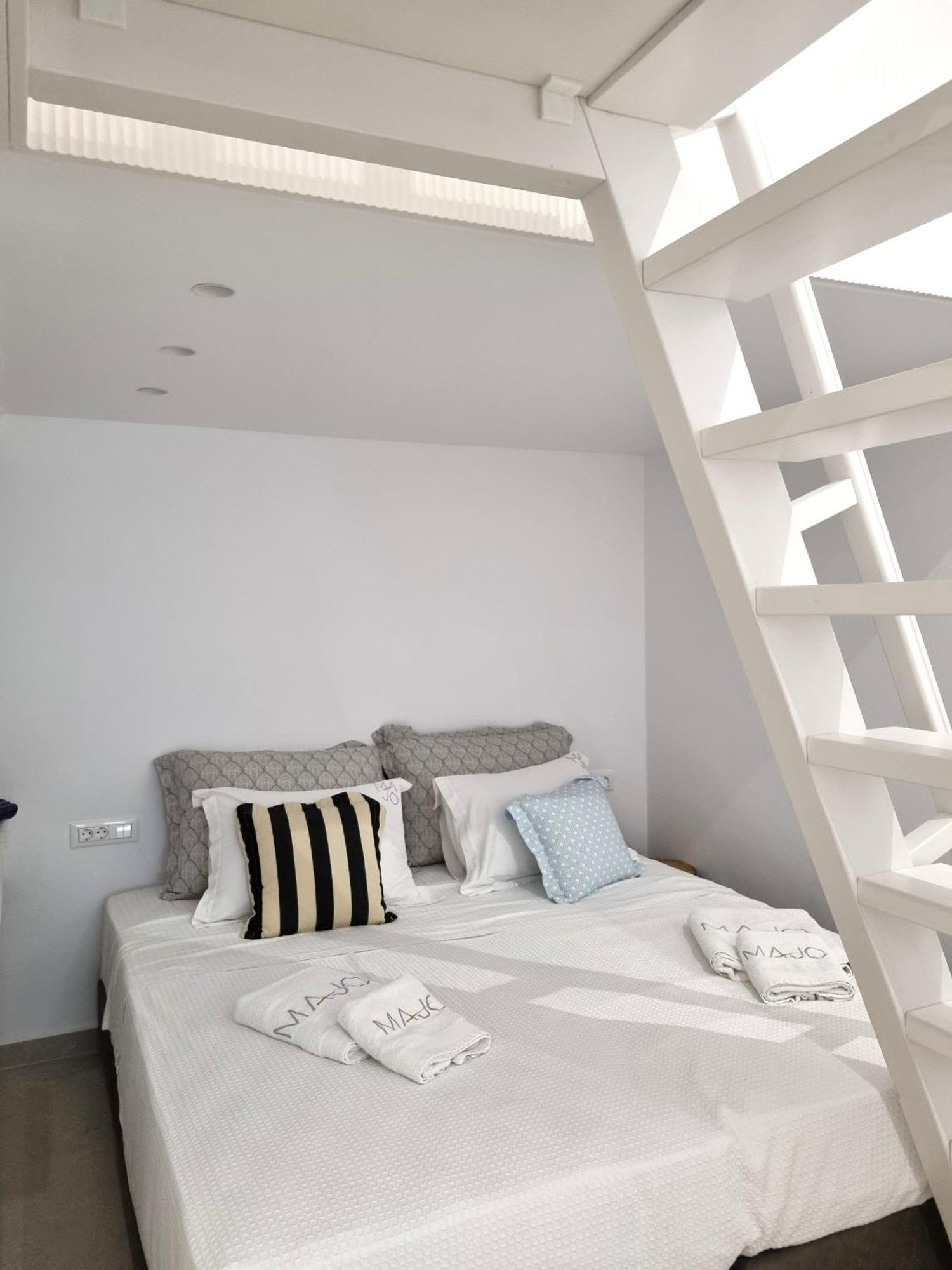 Majo Suites Hotel Agia Anna  Dış mekan fotoğraf